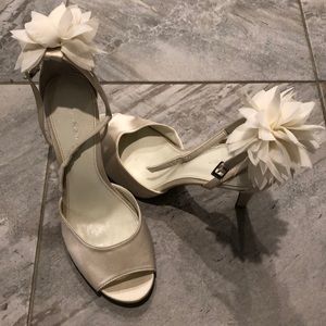 Calvin Klein natural white wedding heels 7